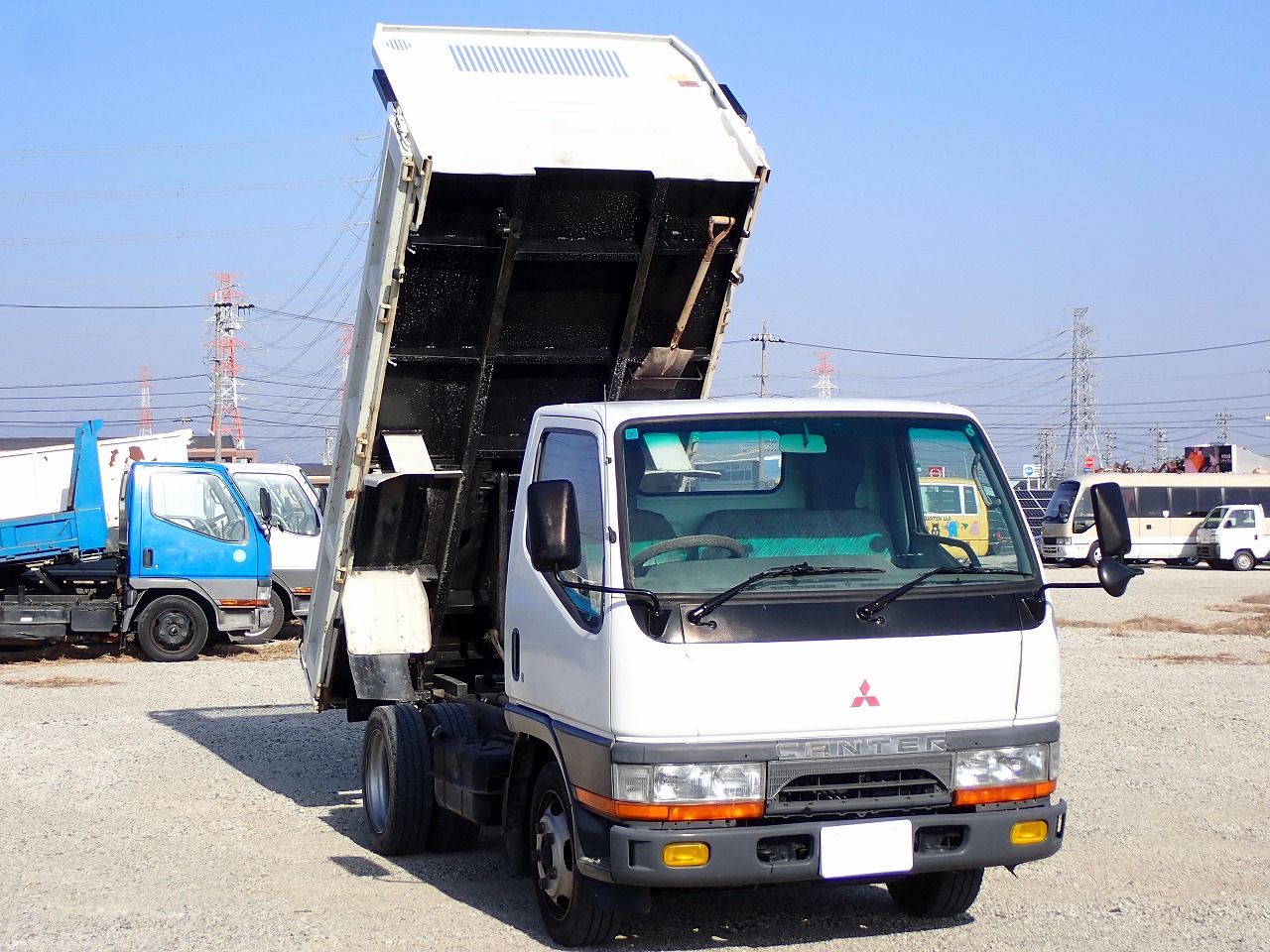 MITSUBISHI Canter