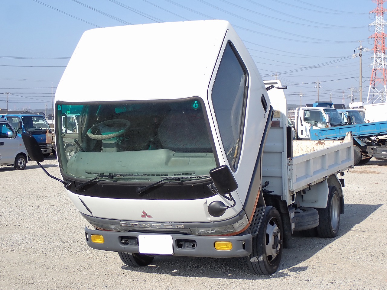 MITSUBISHI Canter