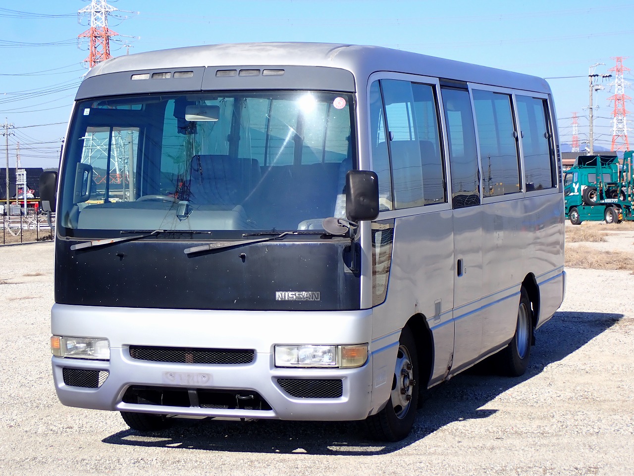 NISSAN Civilian Bus