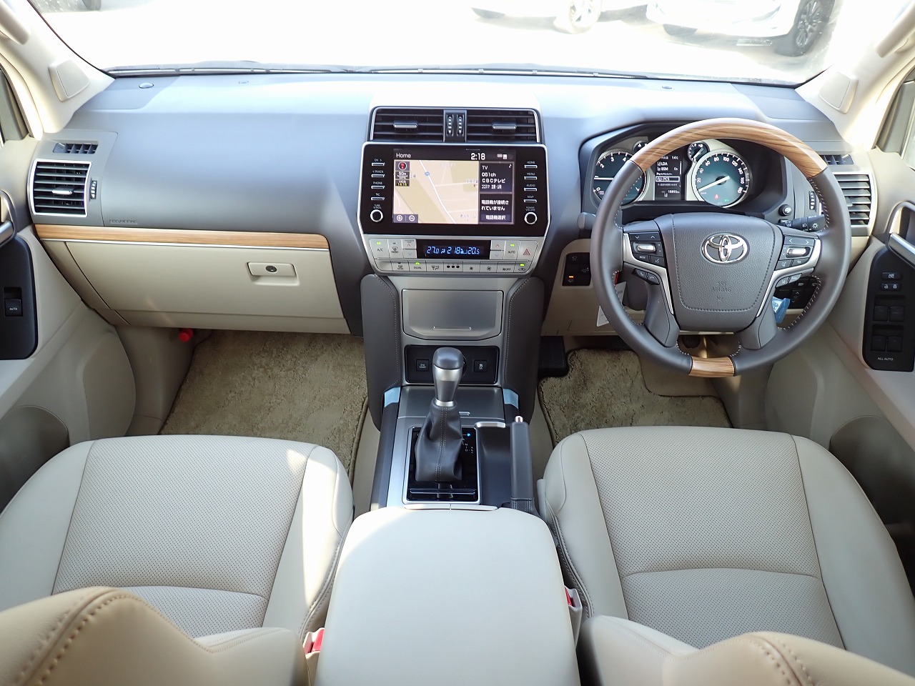 TOYOTA Land Cruiser Prado