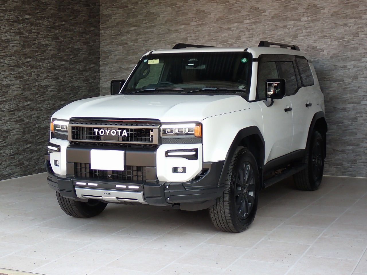 TOYOTA Land Cruiser 250