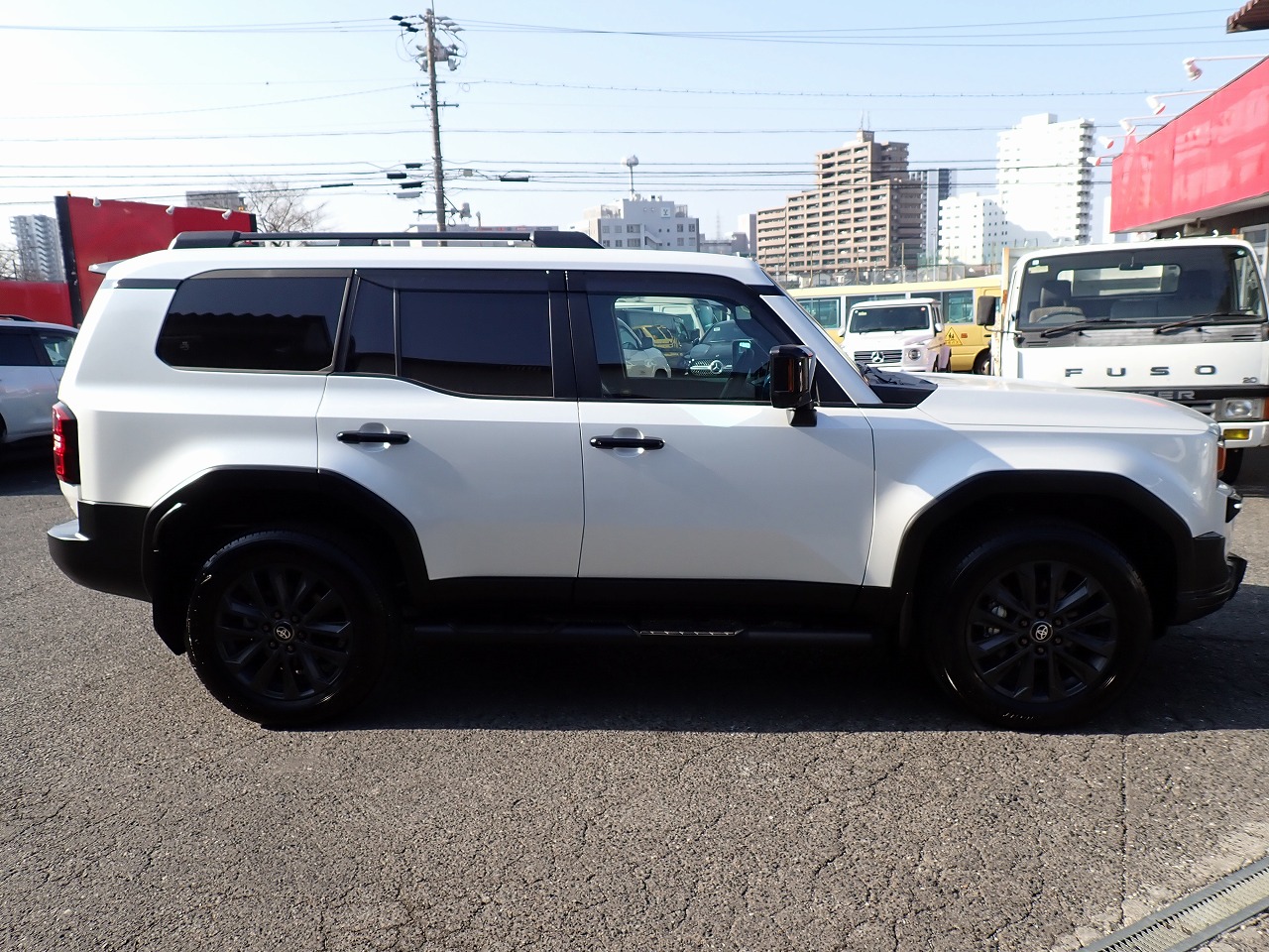 TOYOTA Land Cruiser 250