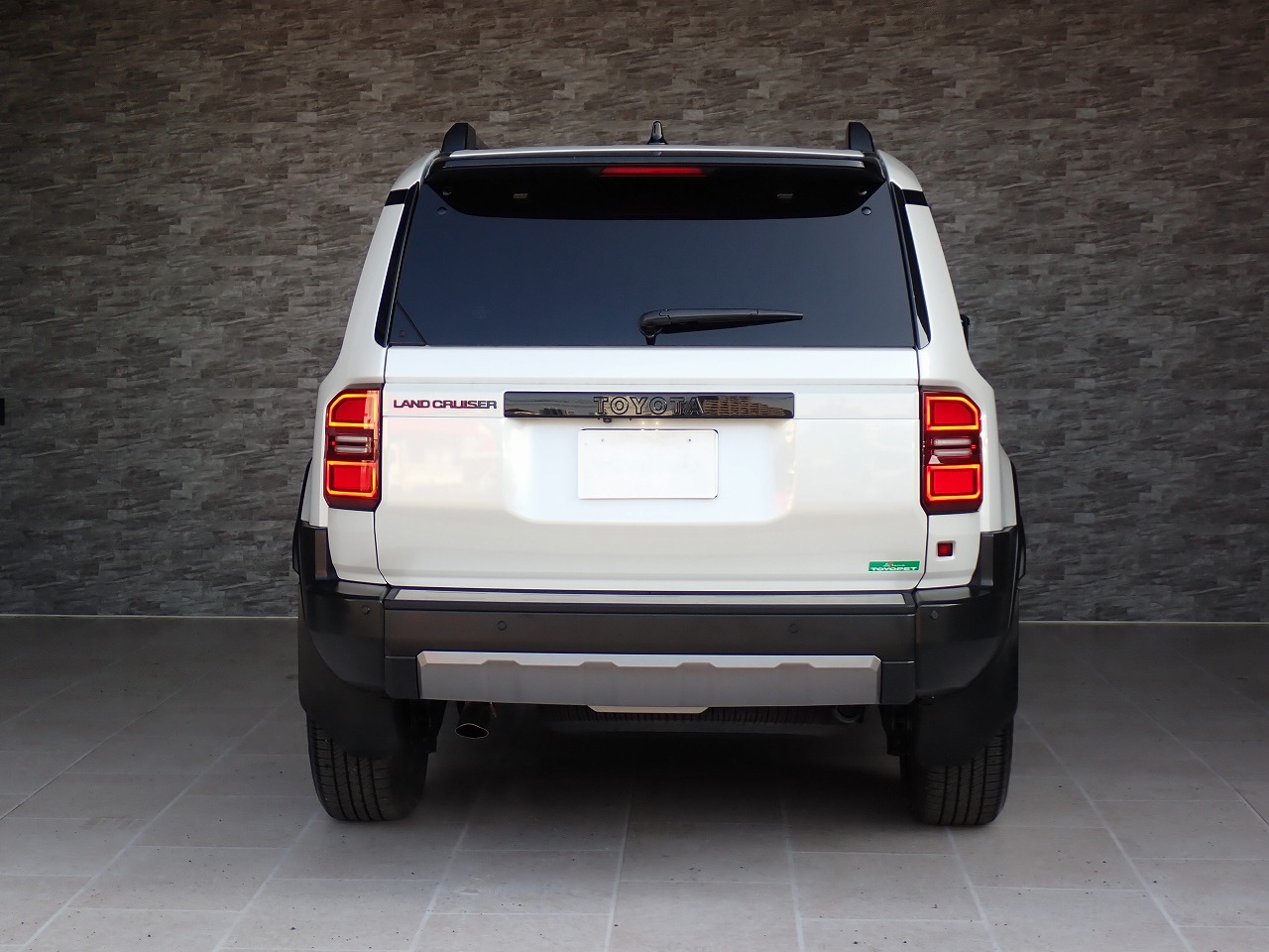 TOYOTA Land Cruiser 250