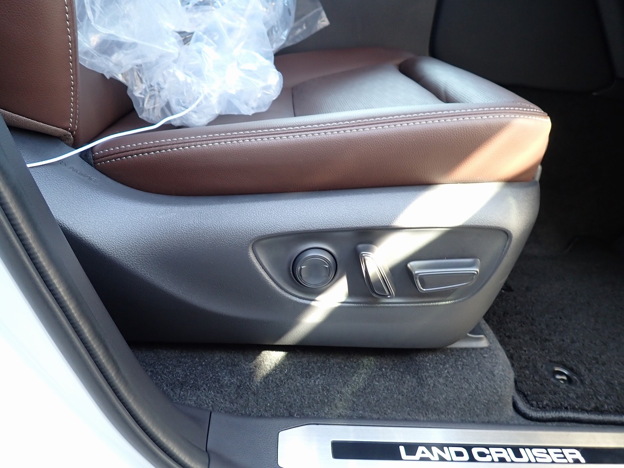 TOYOTA Land Cruiser 250