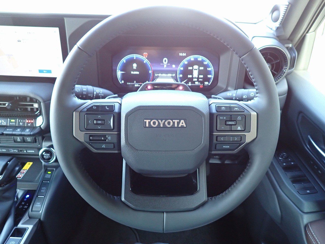 TOYOTA Land Cruiser 250