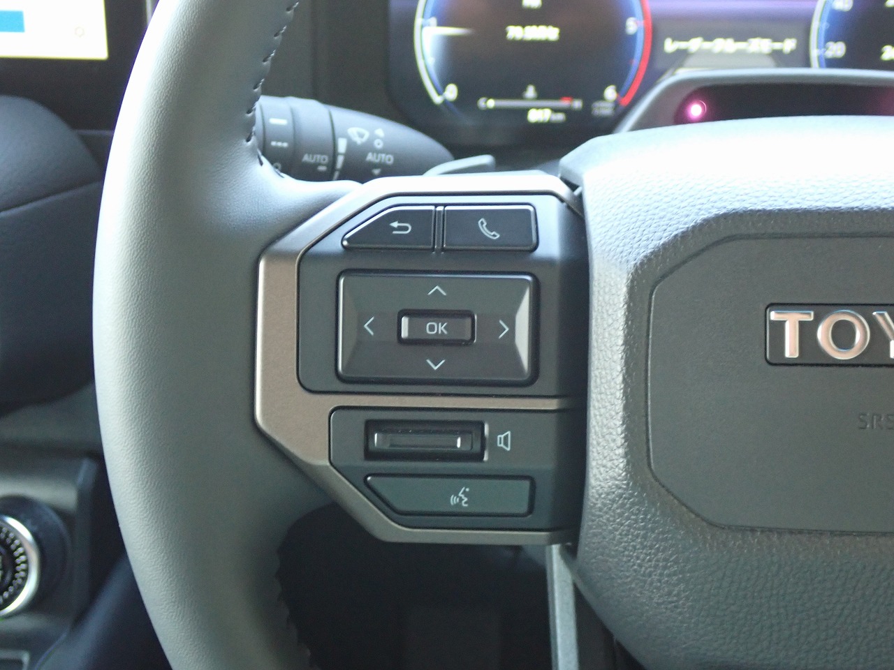 TOYOTA Land Cruiser 250