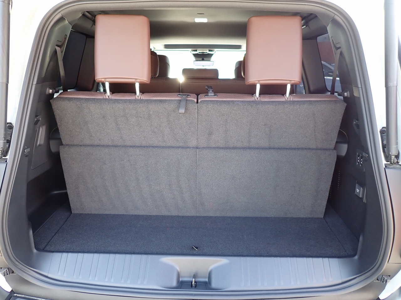 TOYOTA Land Cruiser 250