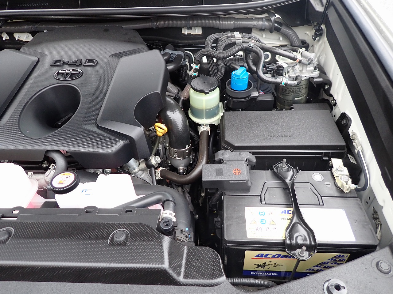 TOYOTA Land Cruiser Prado