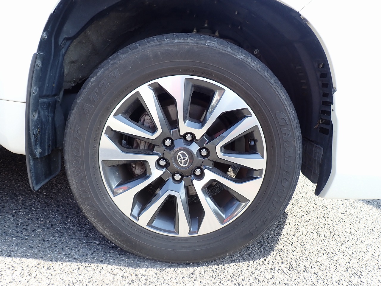 TOYOTA Land Cruiser Prado