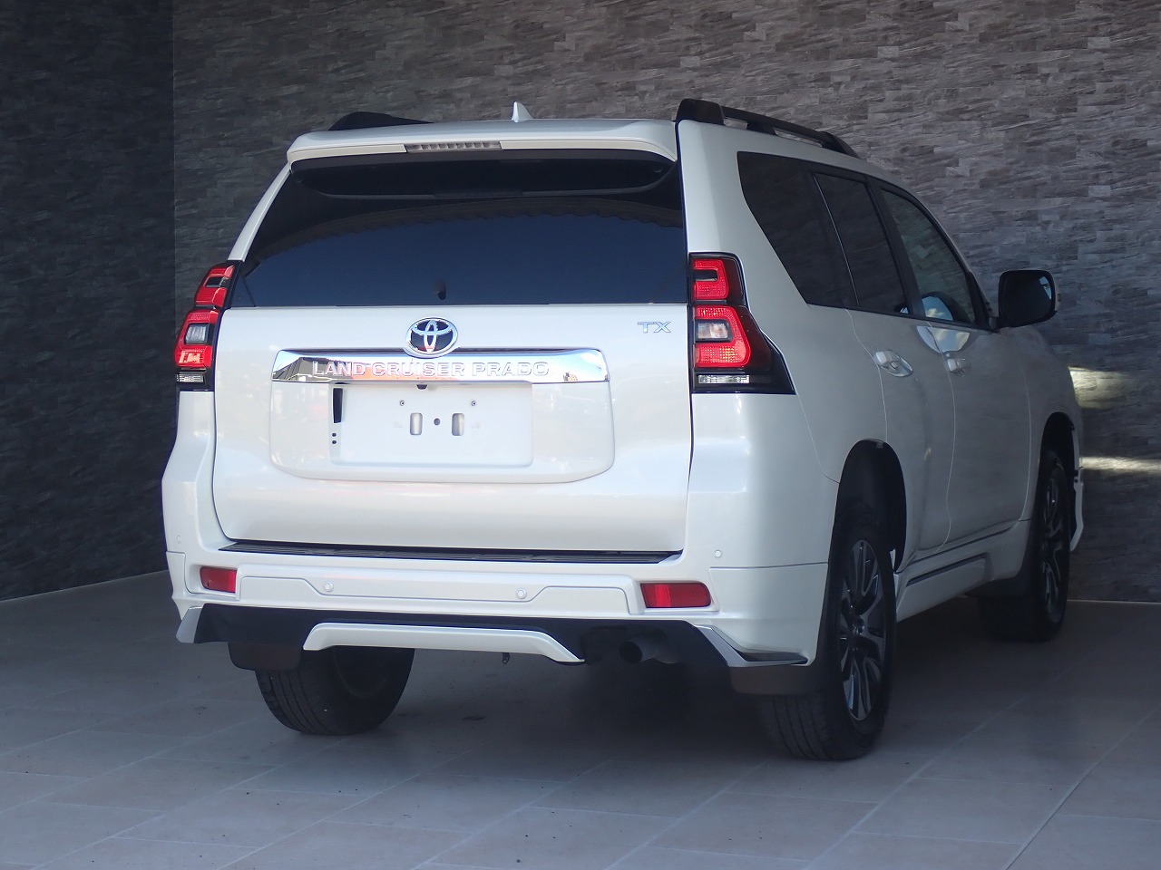 TOYOTA Land Cruiser Prado