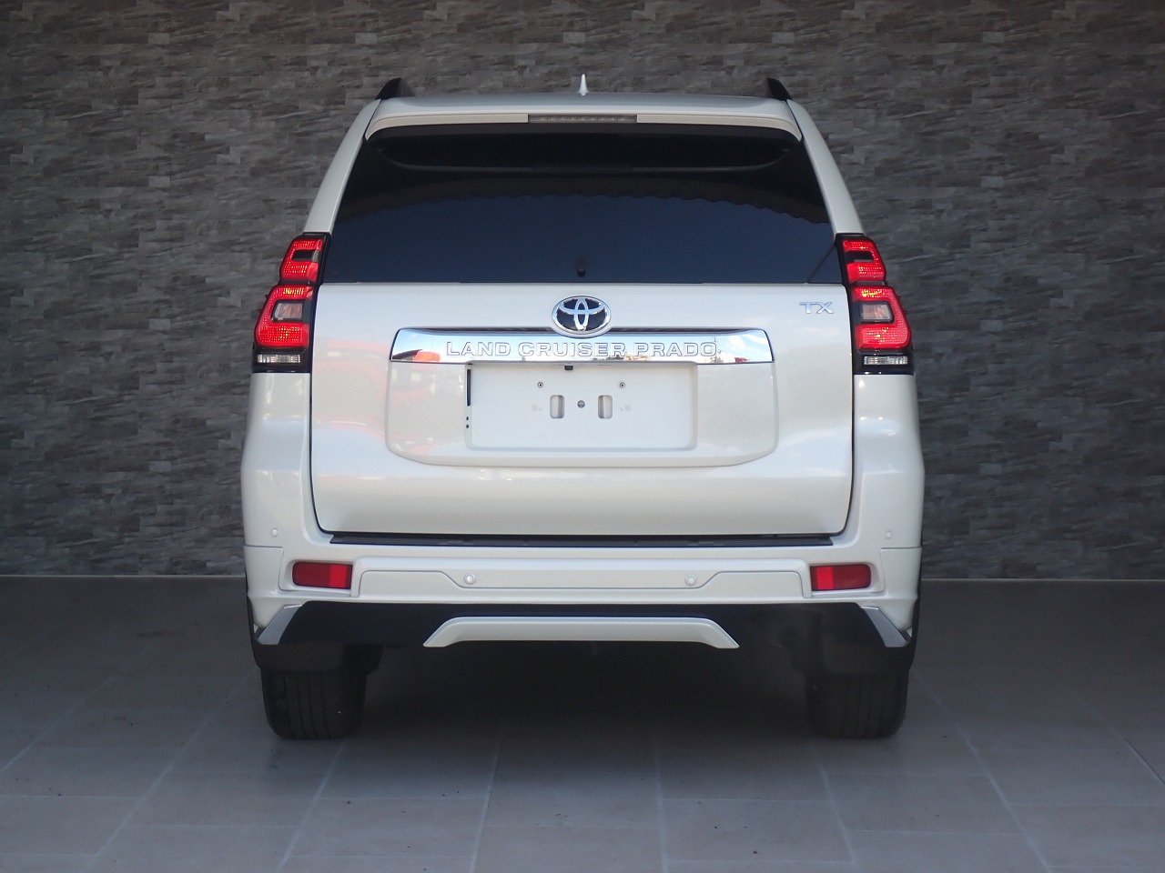 TOYOTA Land Cruiser Prado