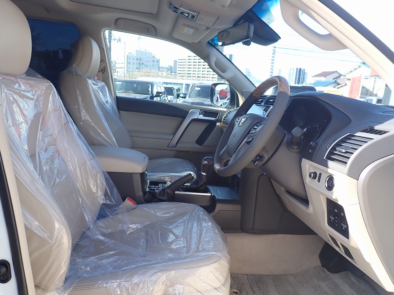 TOYOTA Land Cruiser Prado