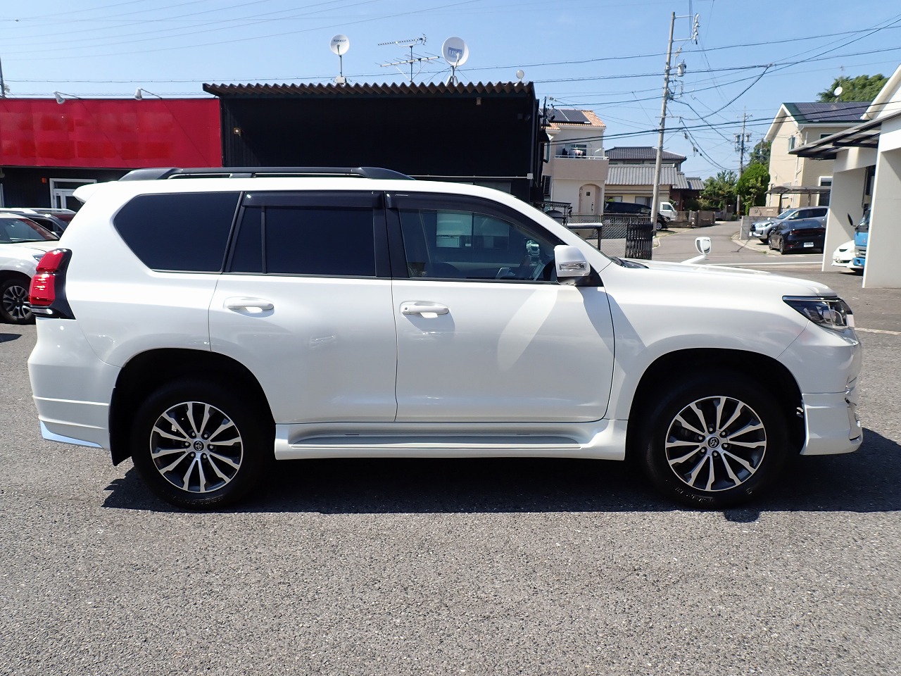 TOYOTA Land Cruiser Prado