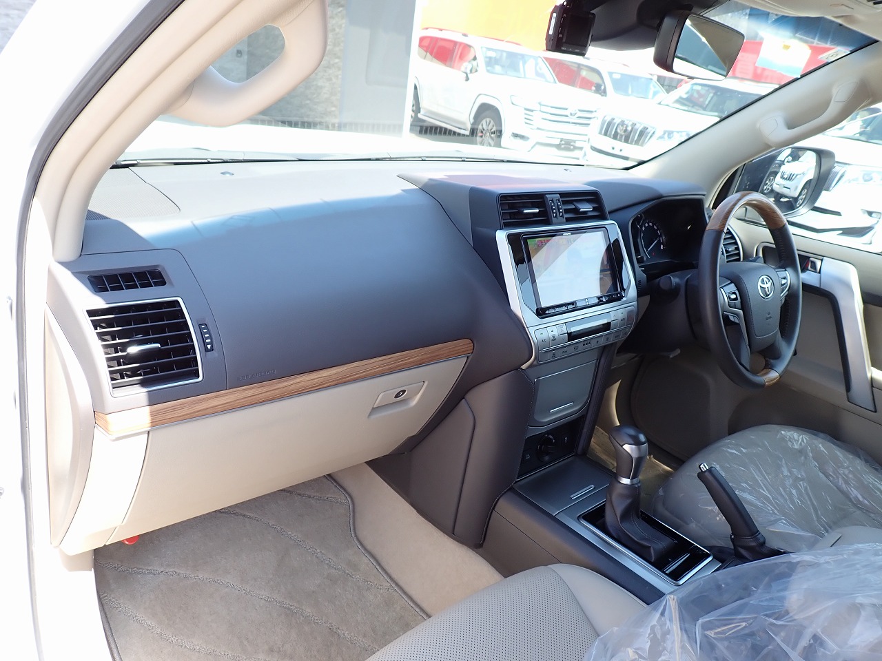 TOYOTA Land Cruiser Prado