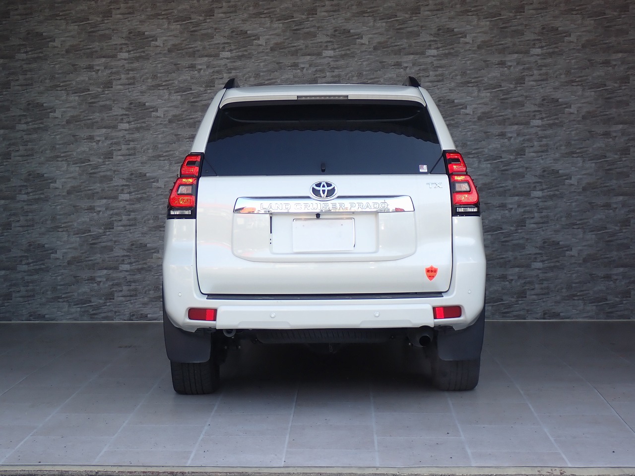 TOYOTA Land Cruiser Prado