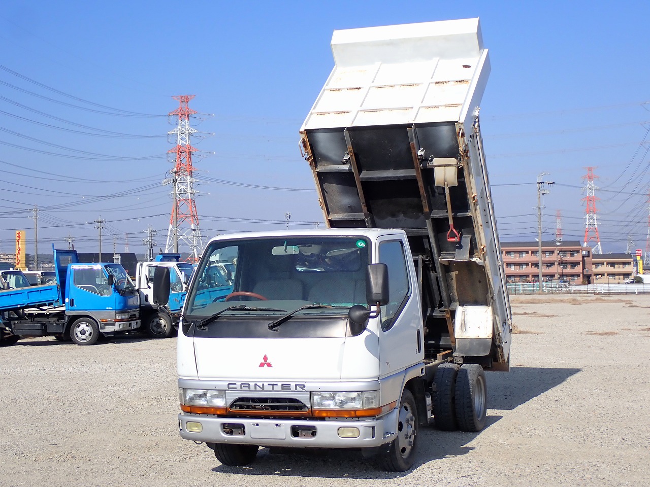 MITSUBISHI Canter