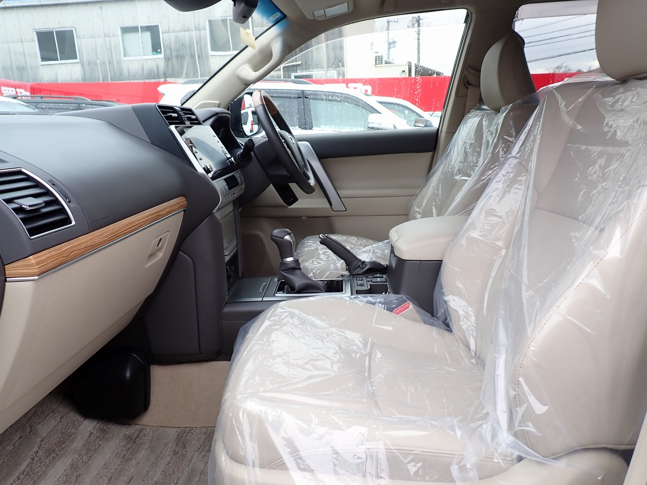 TOYOTA Land Cruiser Prado