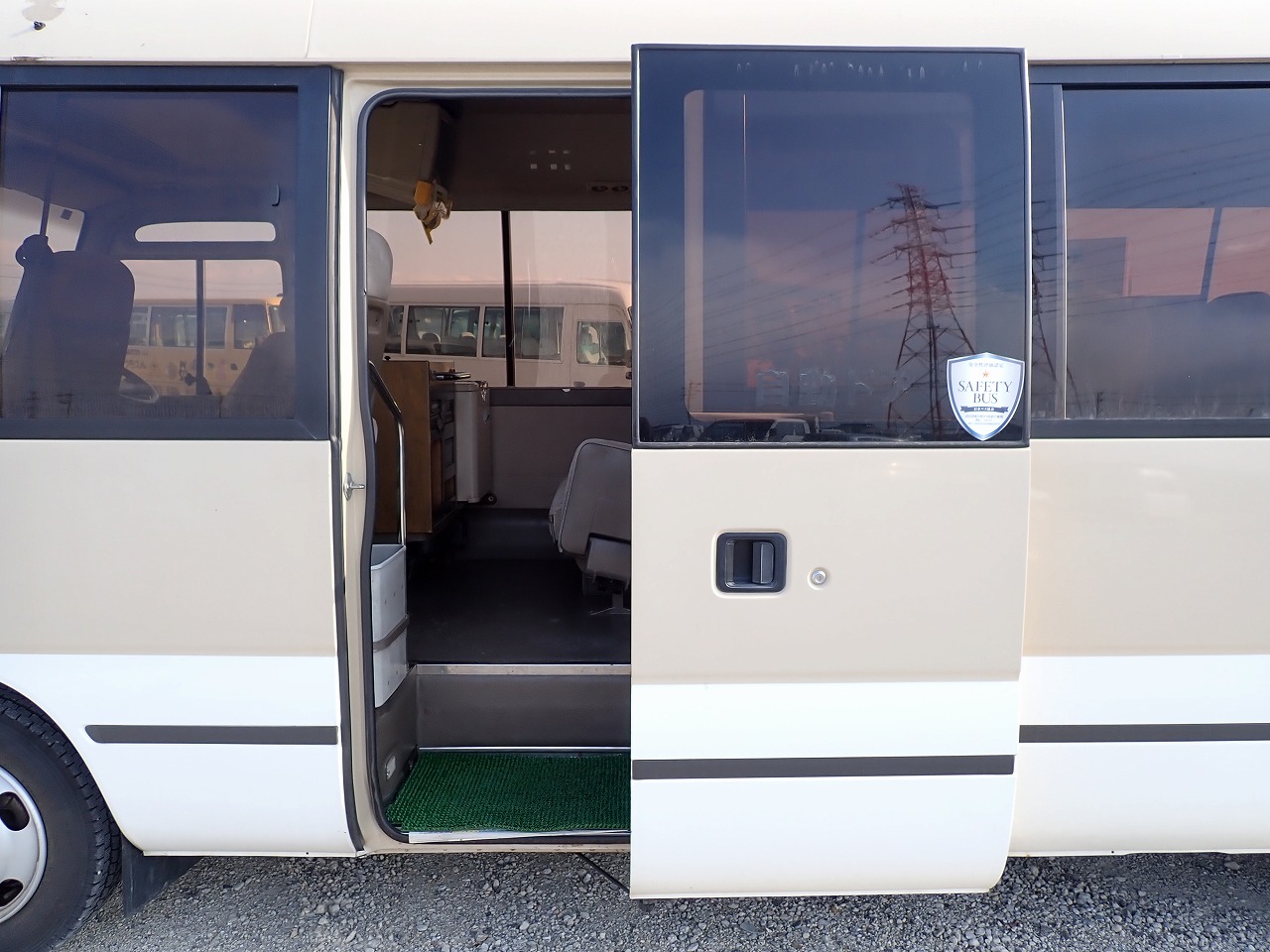 TOYOTA Coaster