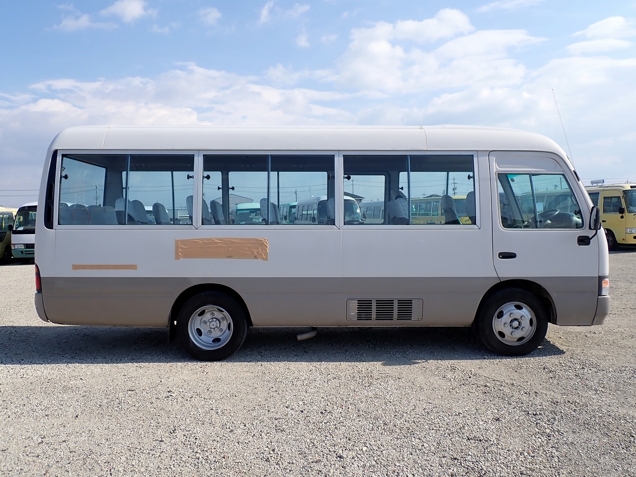TOYOTA Coaster