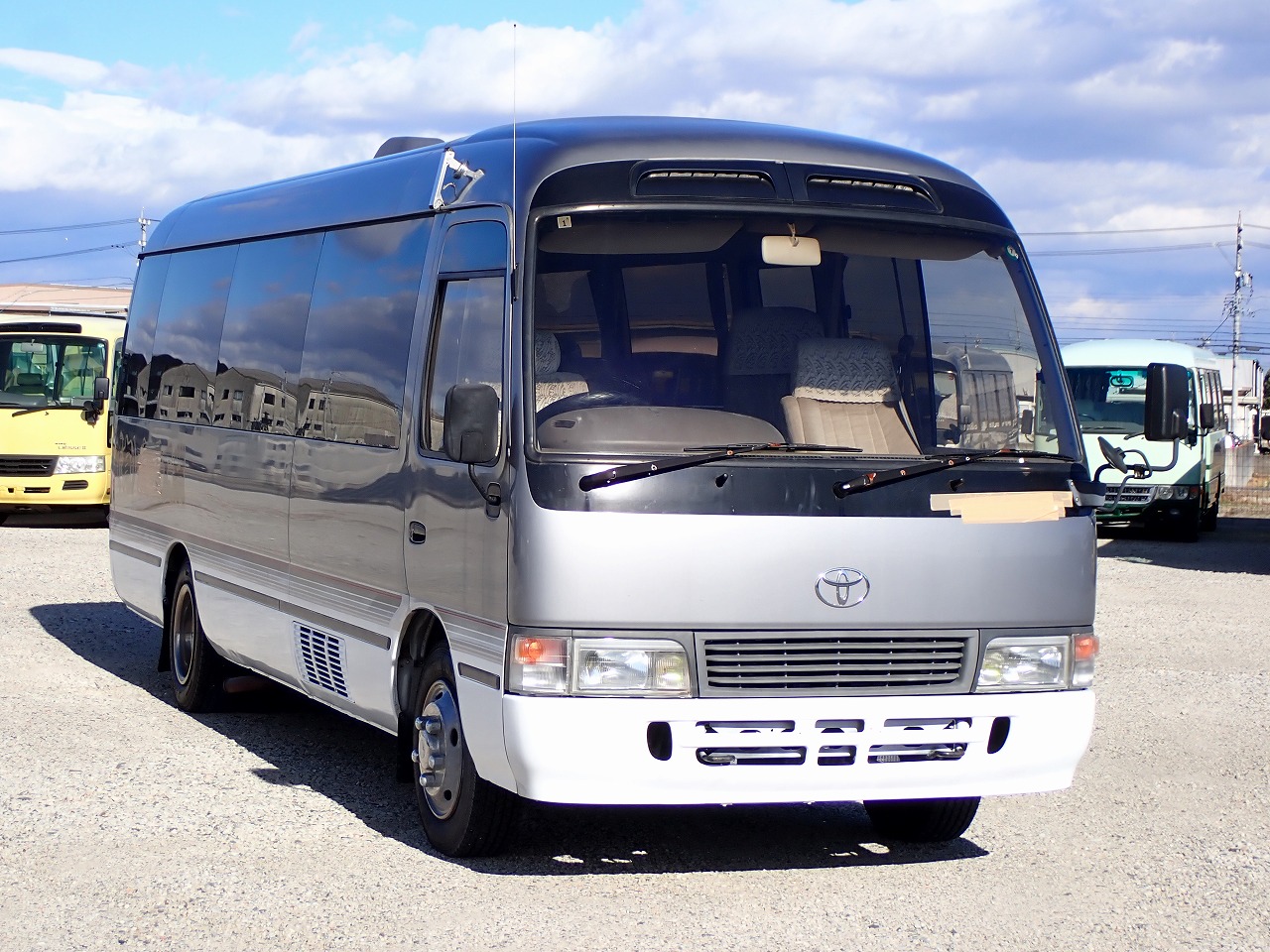 TOYOTA Coaster