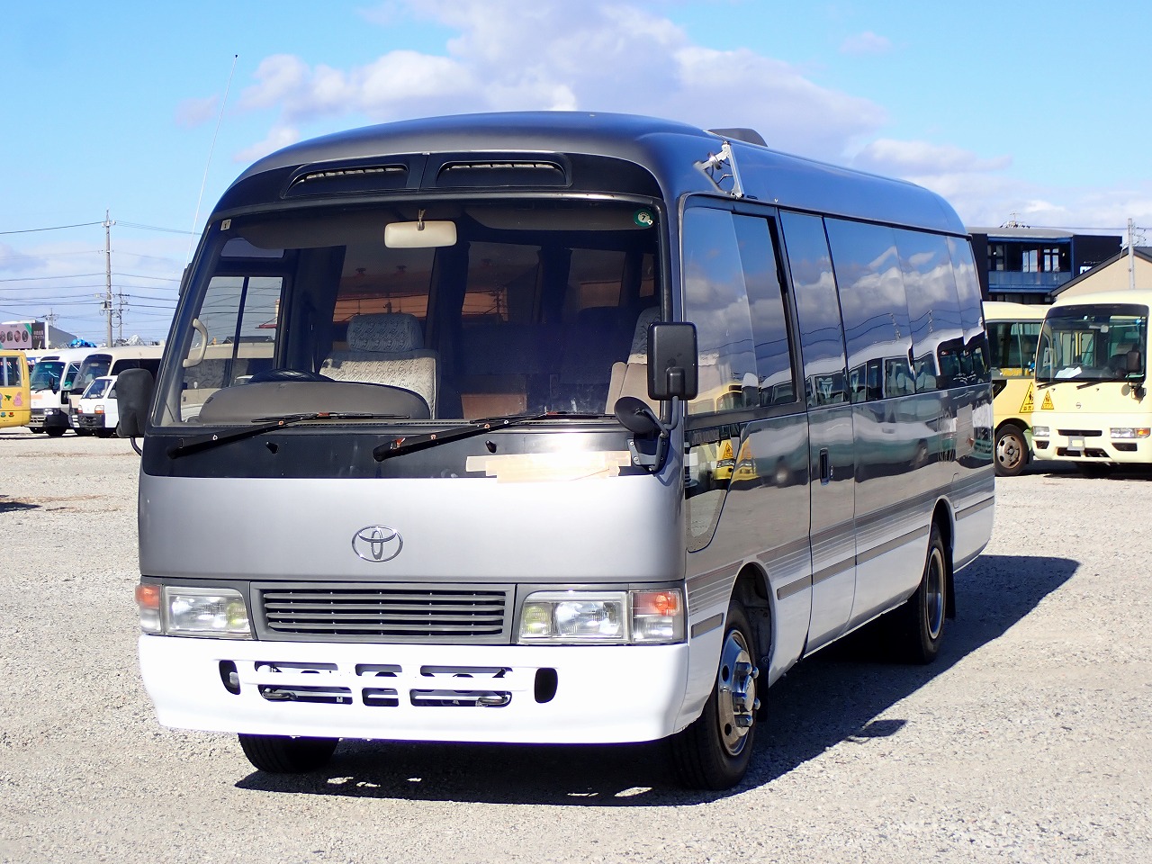 TOYOTA Coaster