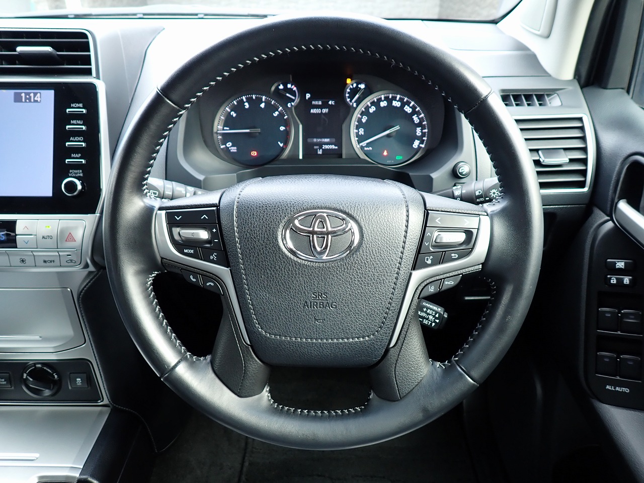 TOYOTA Land Cruiser Prado