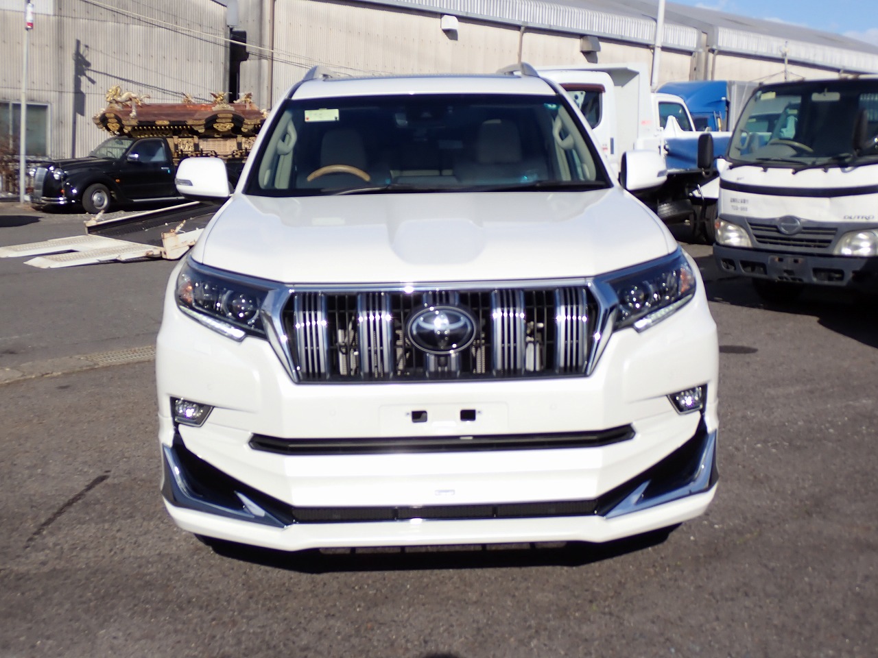 TOYOTA Land Cruiser Prado