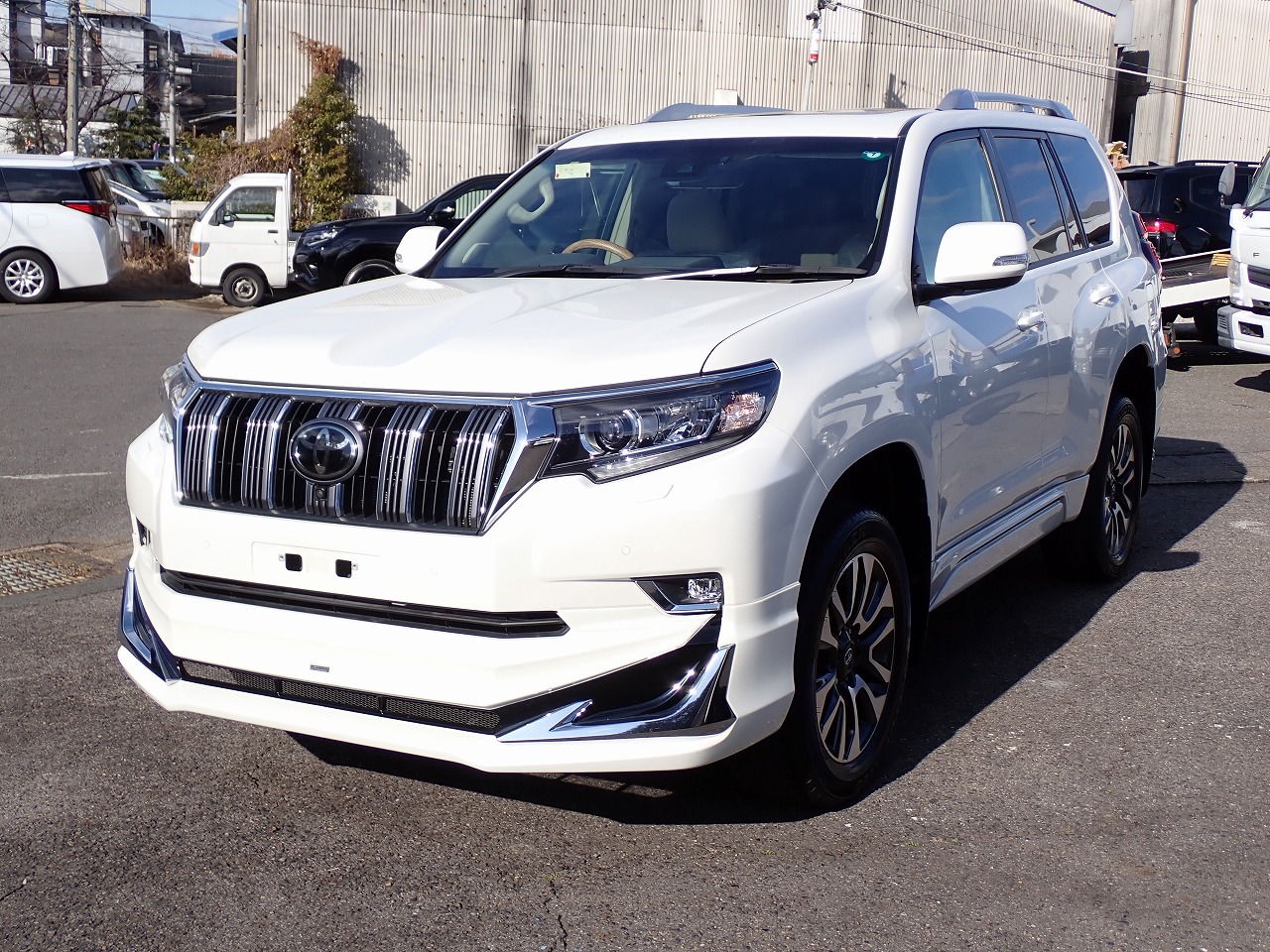 TOYOTA Land Cruiser Prado