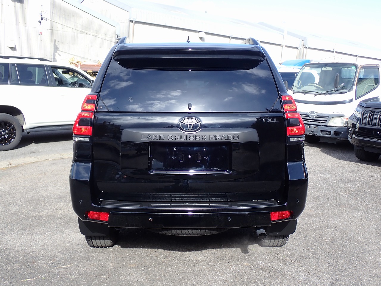 TOYOTA Land Cruiser Prado