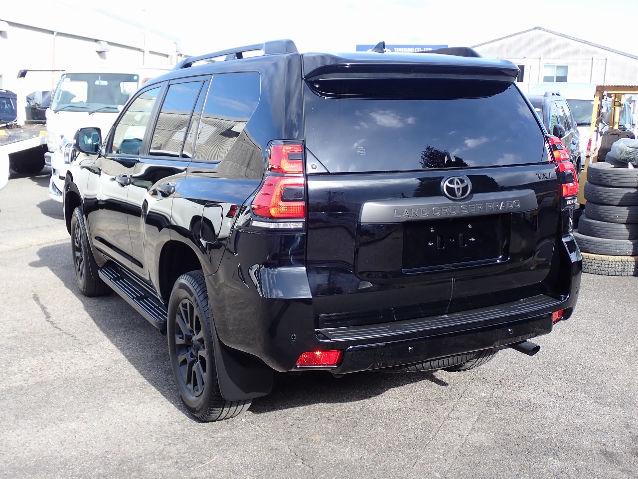 TOYOTA Land Cruiser Prado