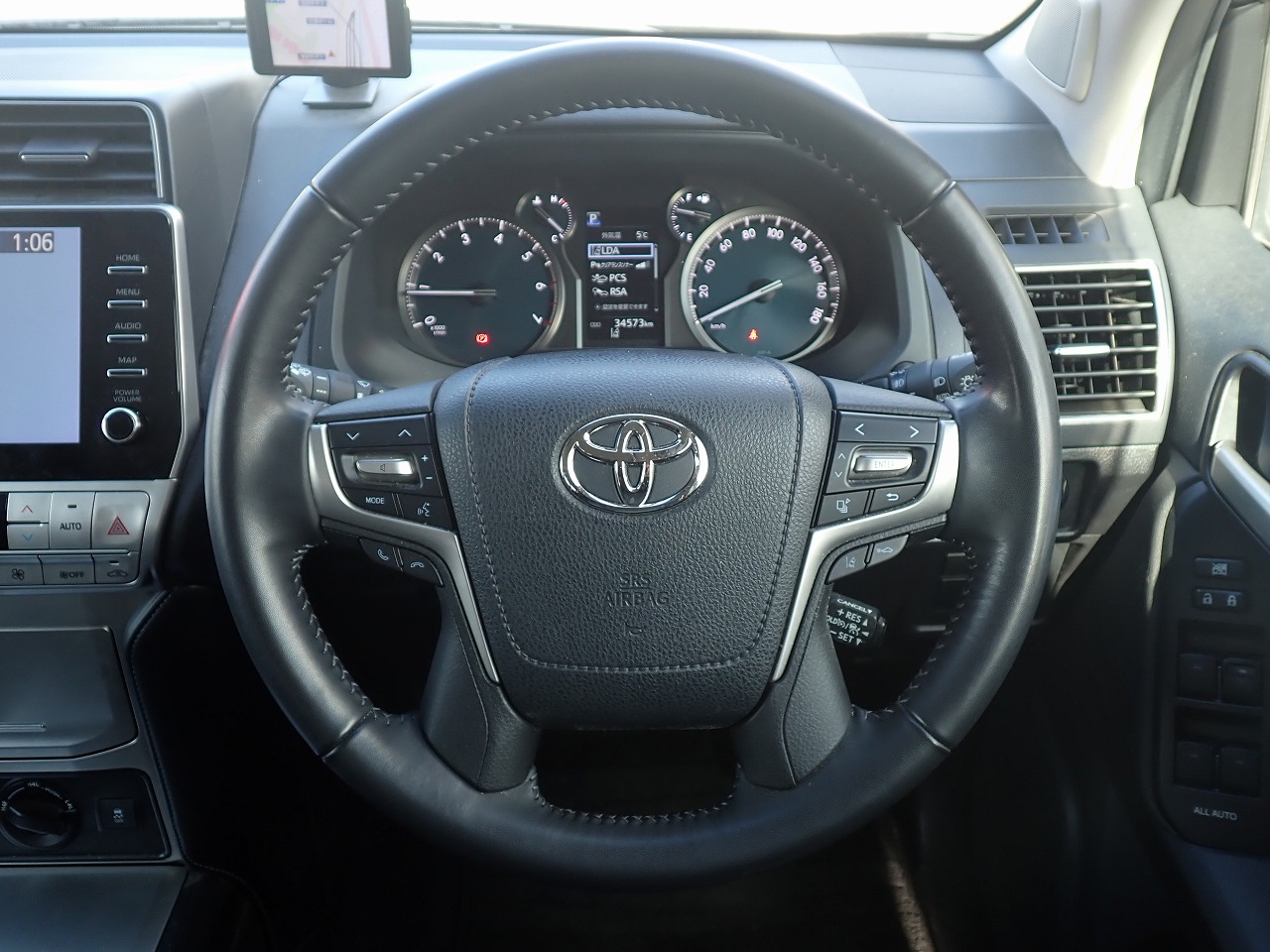 TOYOTA Land Cruiser Prado