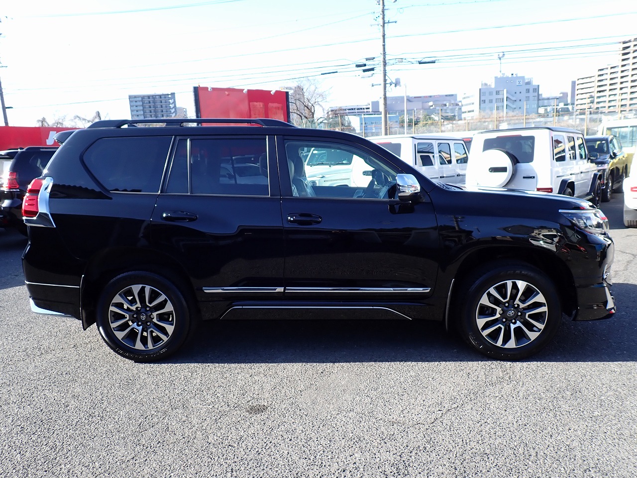 TOYOTA Land Cruiser Prado