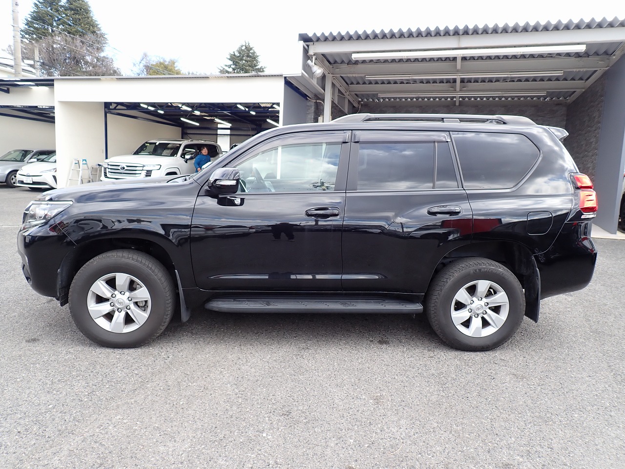 TOYOTA Land Cruiser Prado