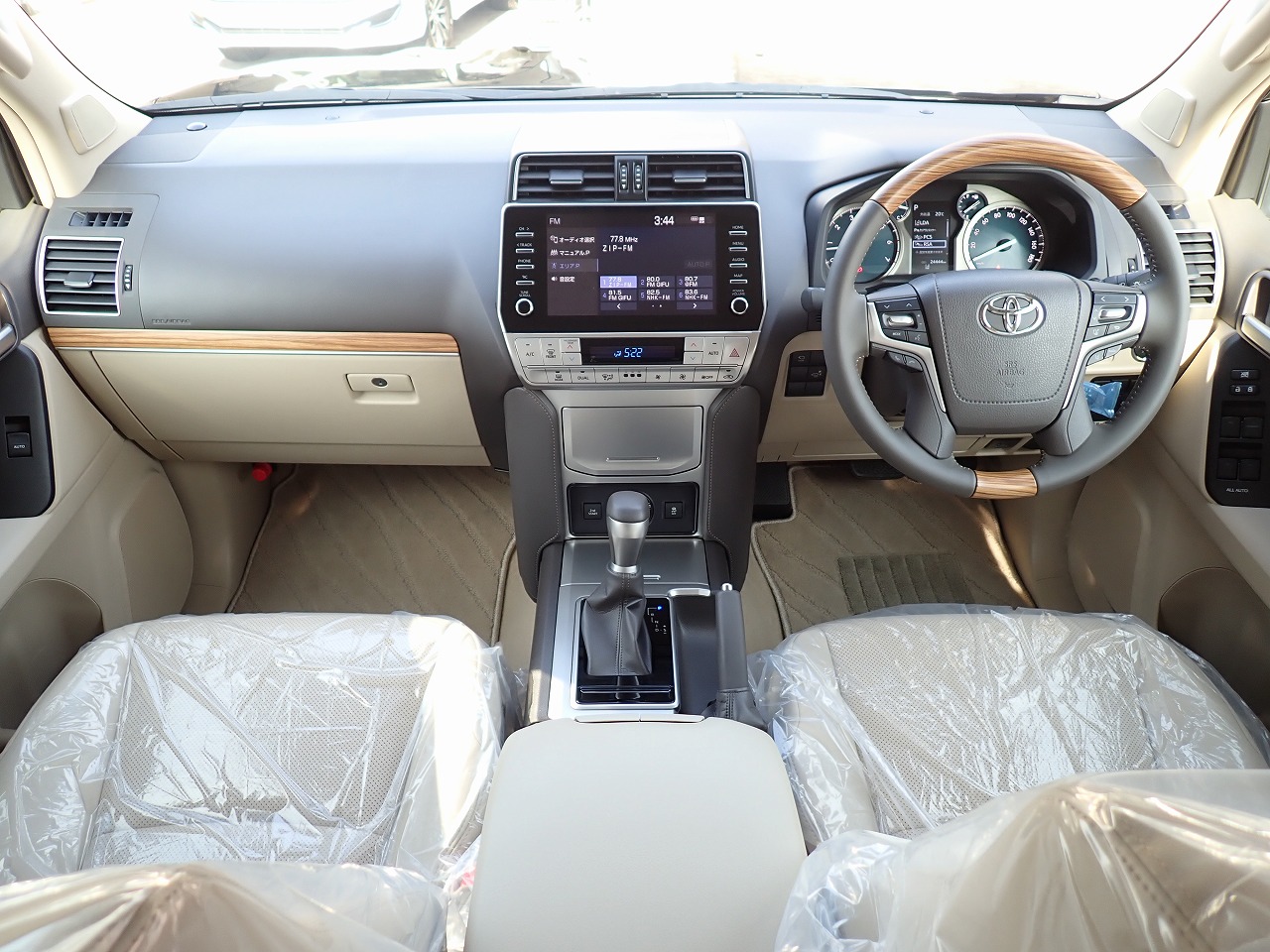 TOYOTA Land Cruiser Prado