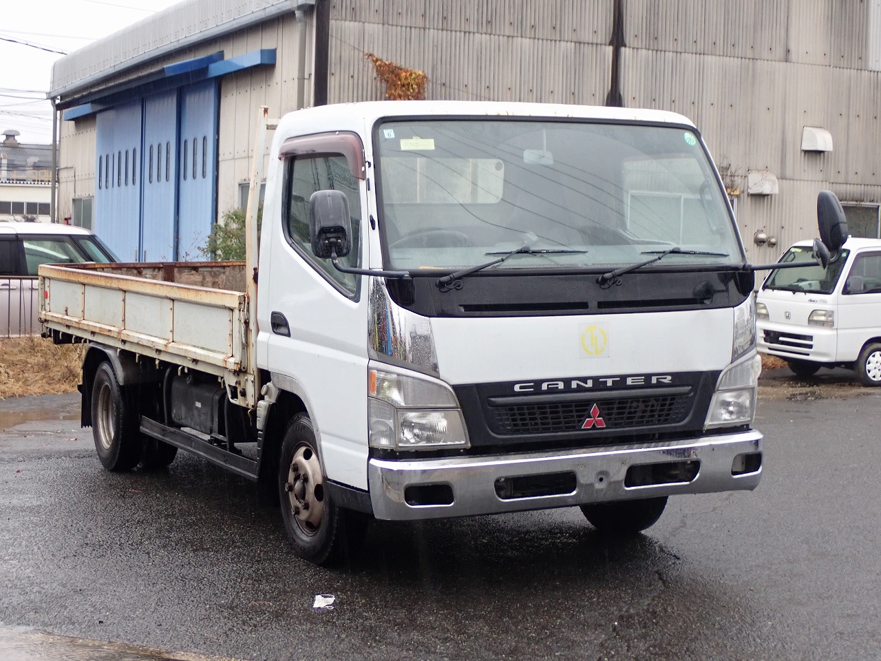MITSUBISHI Canter