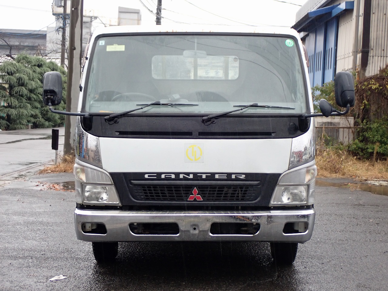 MITSUBISHI Canter