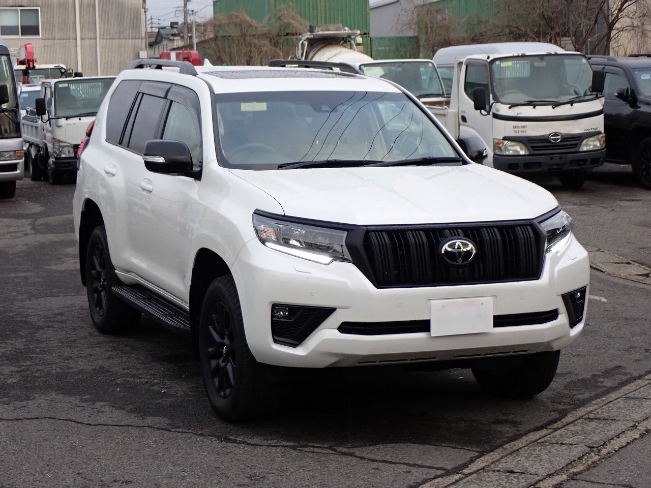 TOYOTA Land Cruiser Prado