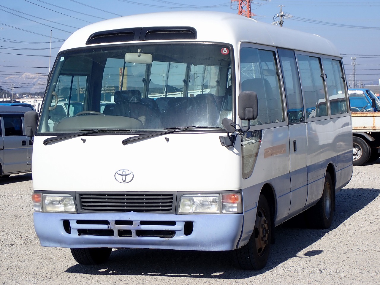 TOYOTA Coaster