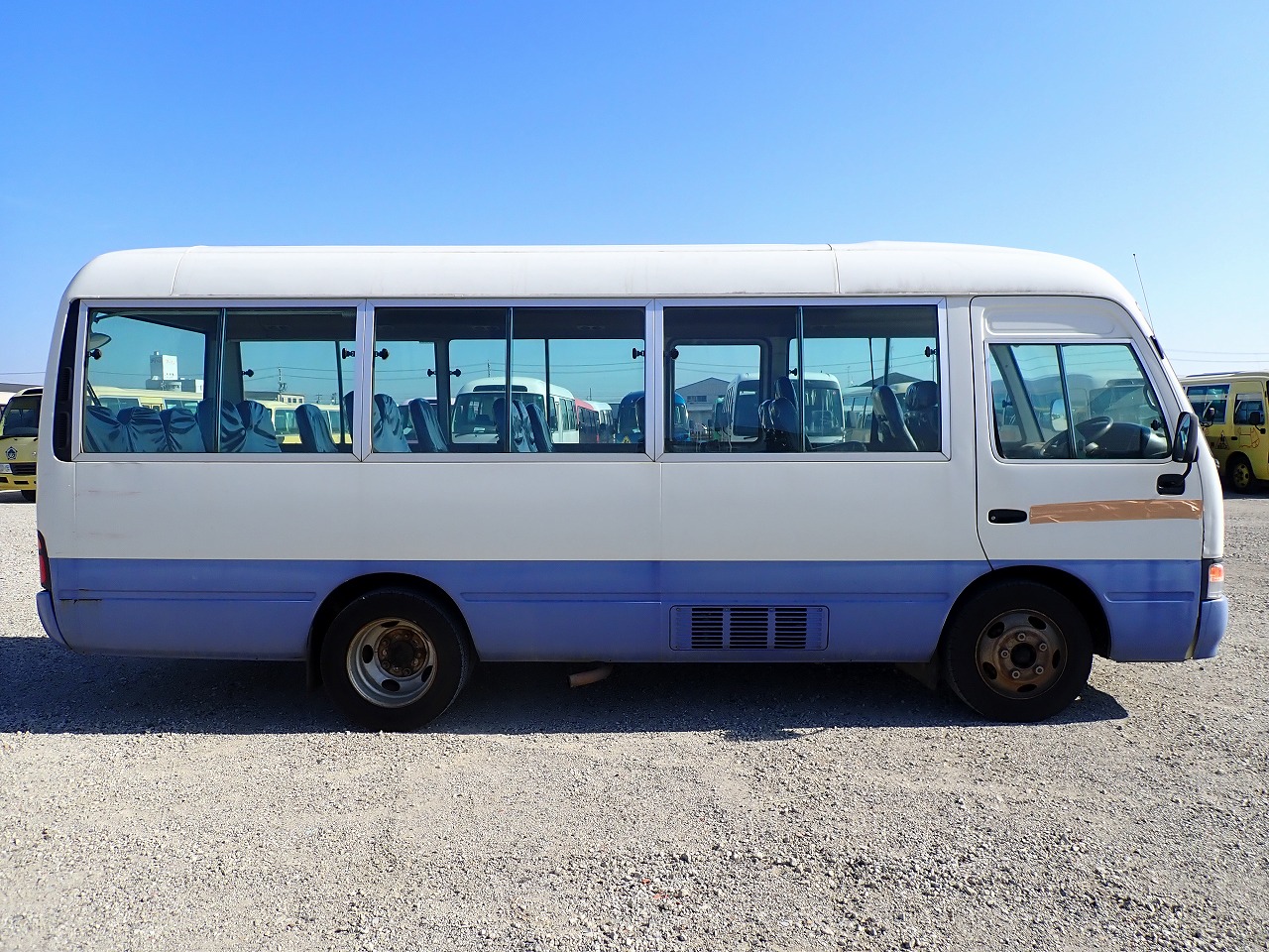 TOYOTA Coaster