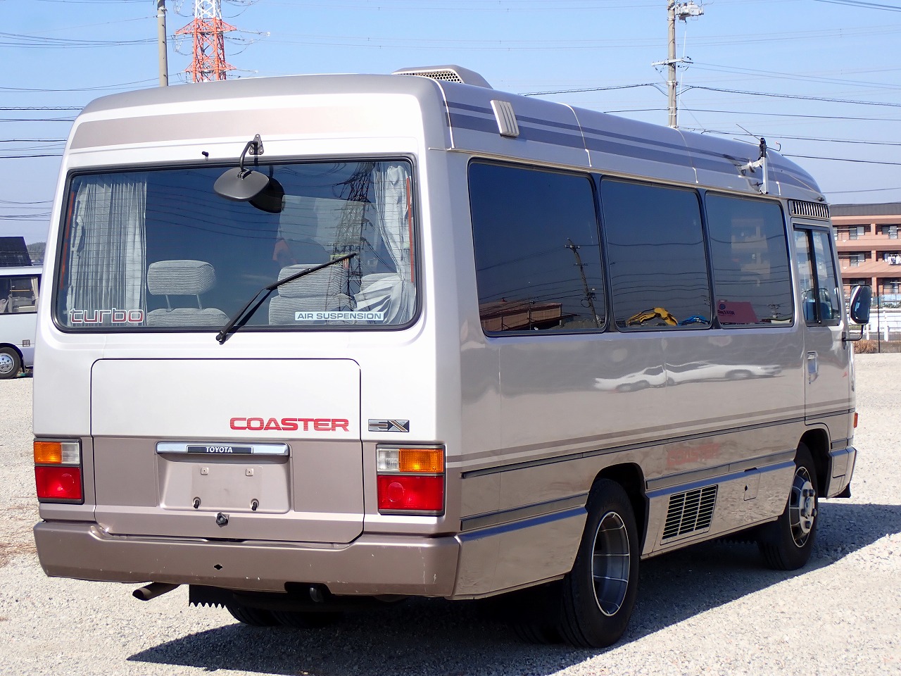 TOYOTA Coaster