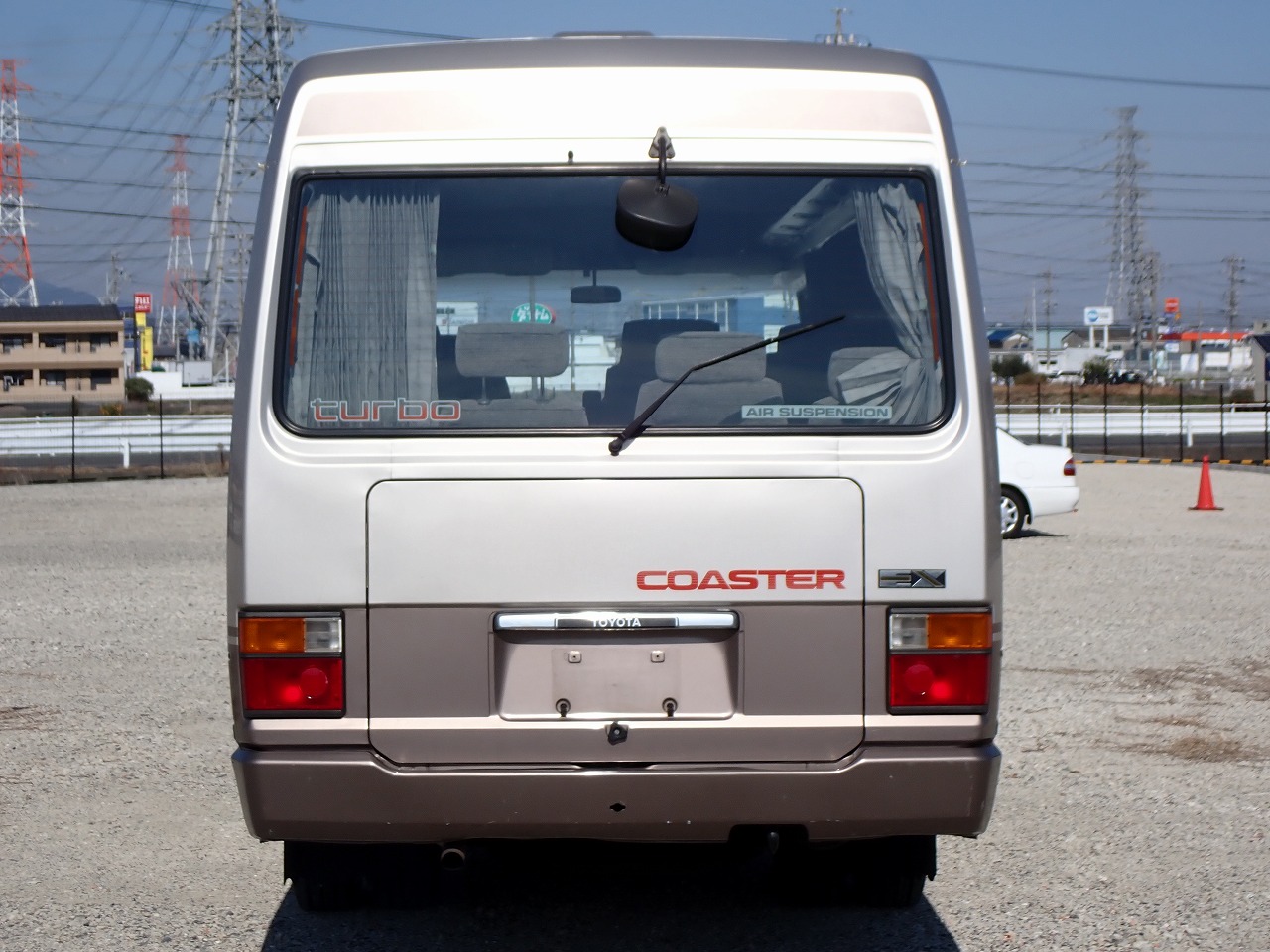 TOYOTA Coaster