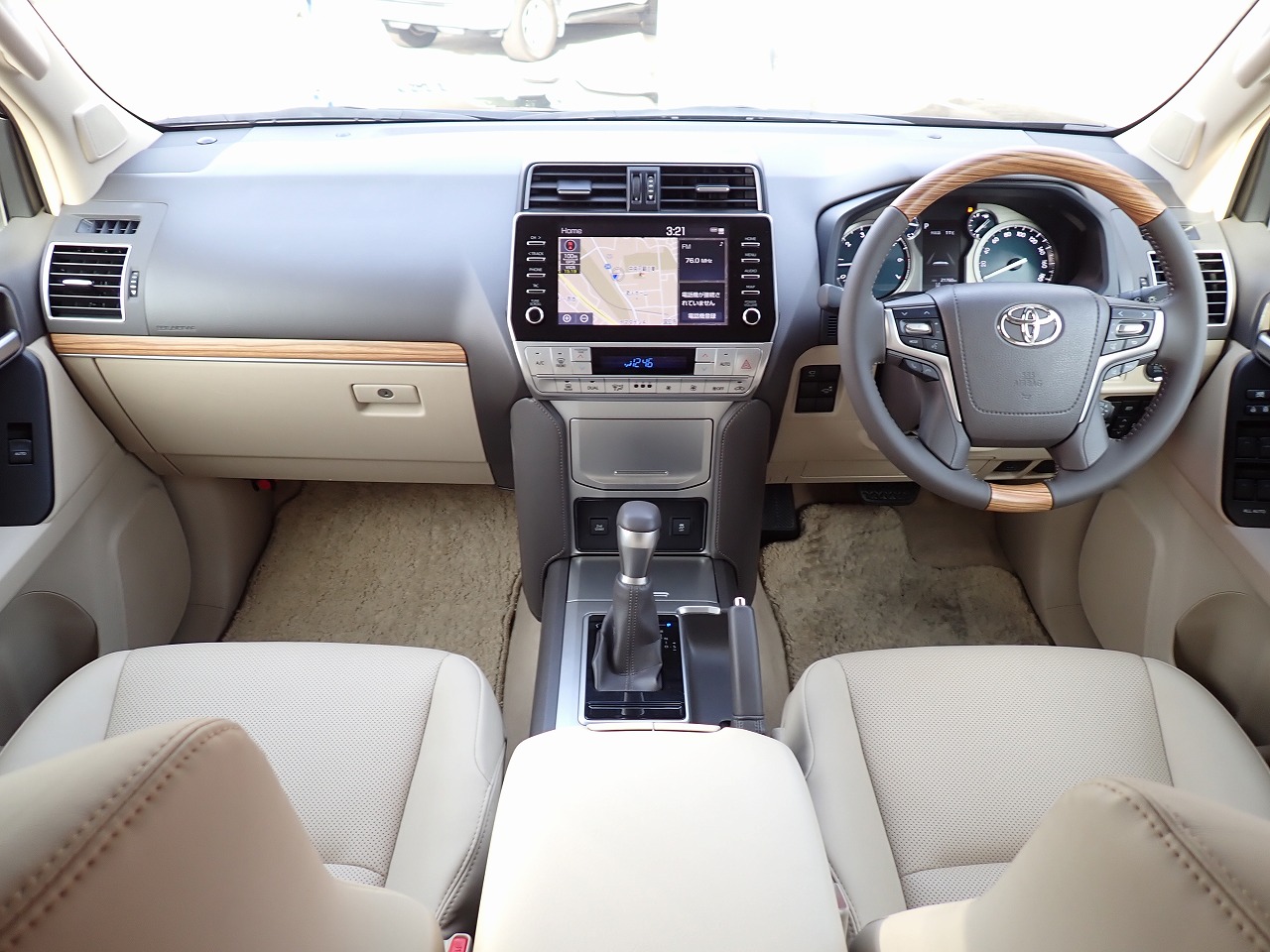 TOYOTA Land Cruiser Prado