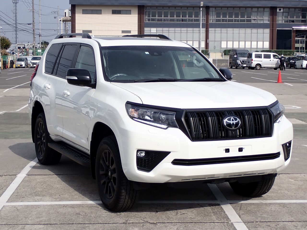 TOYOTA Land Cruiser Prado