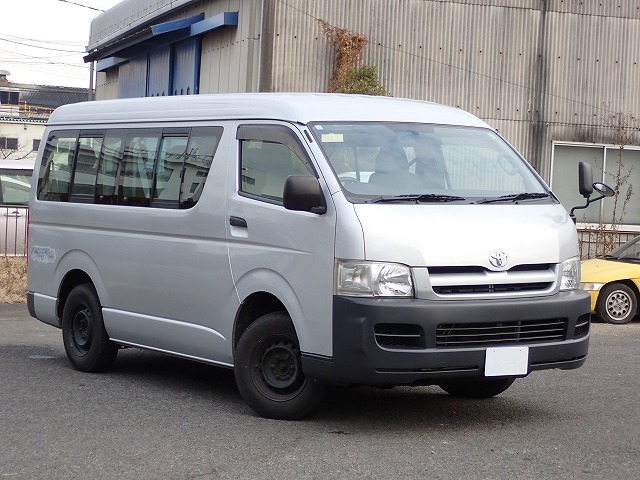 TOYOTA Hiace Wagon