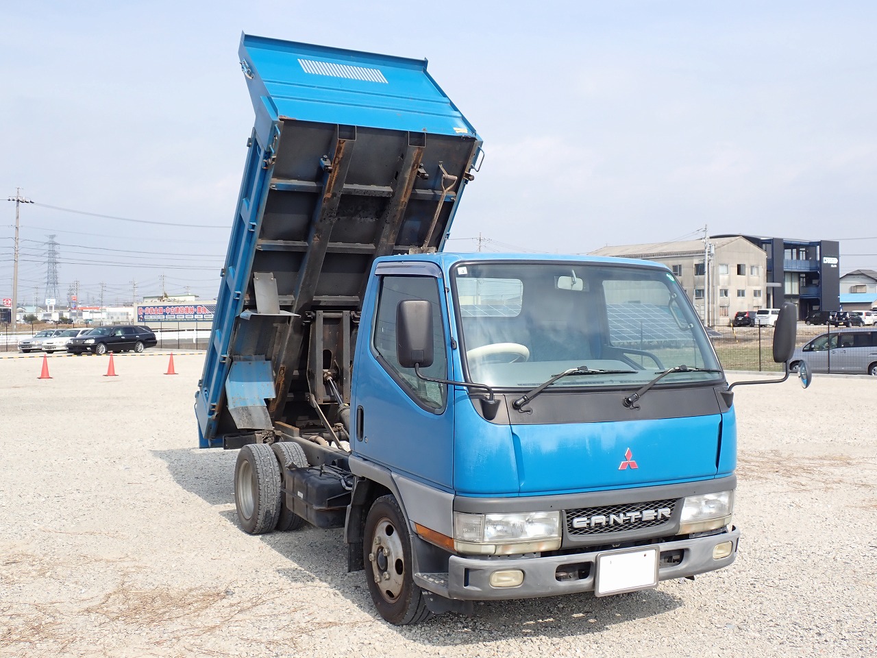 MITSUBISHI Canter