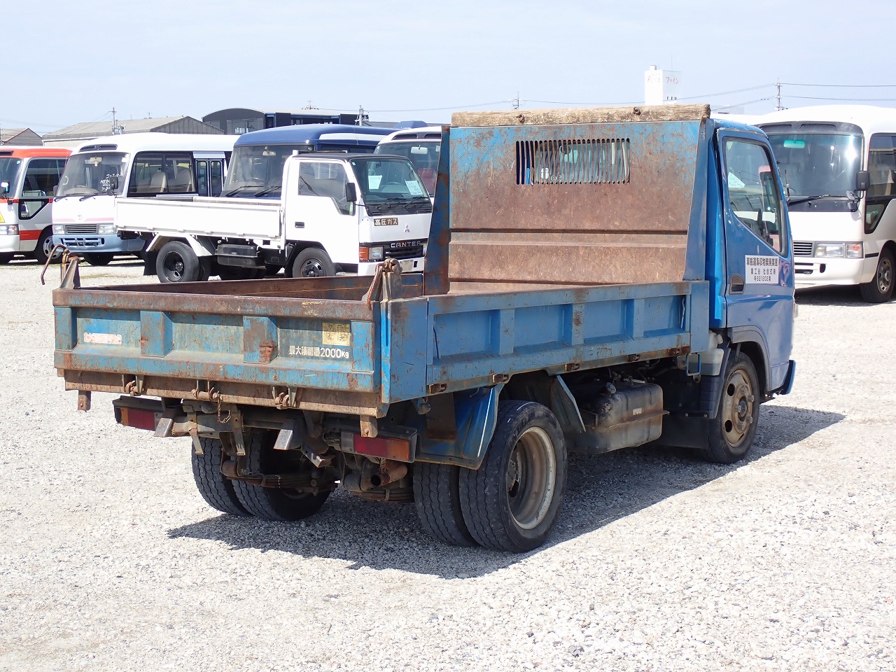 MITSUBISHI Canter