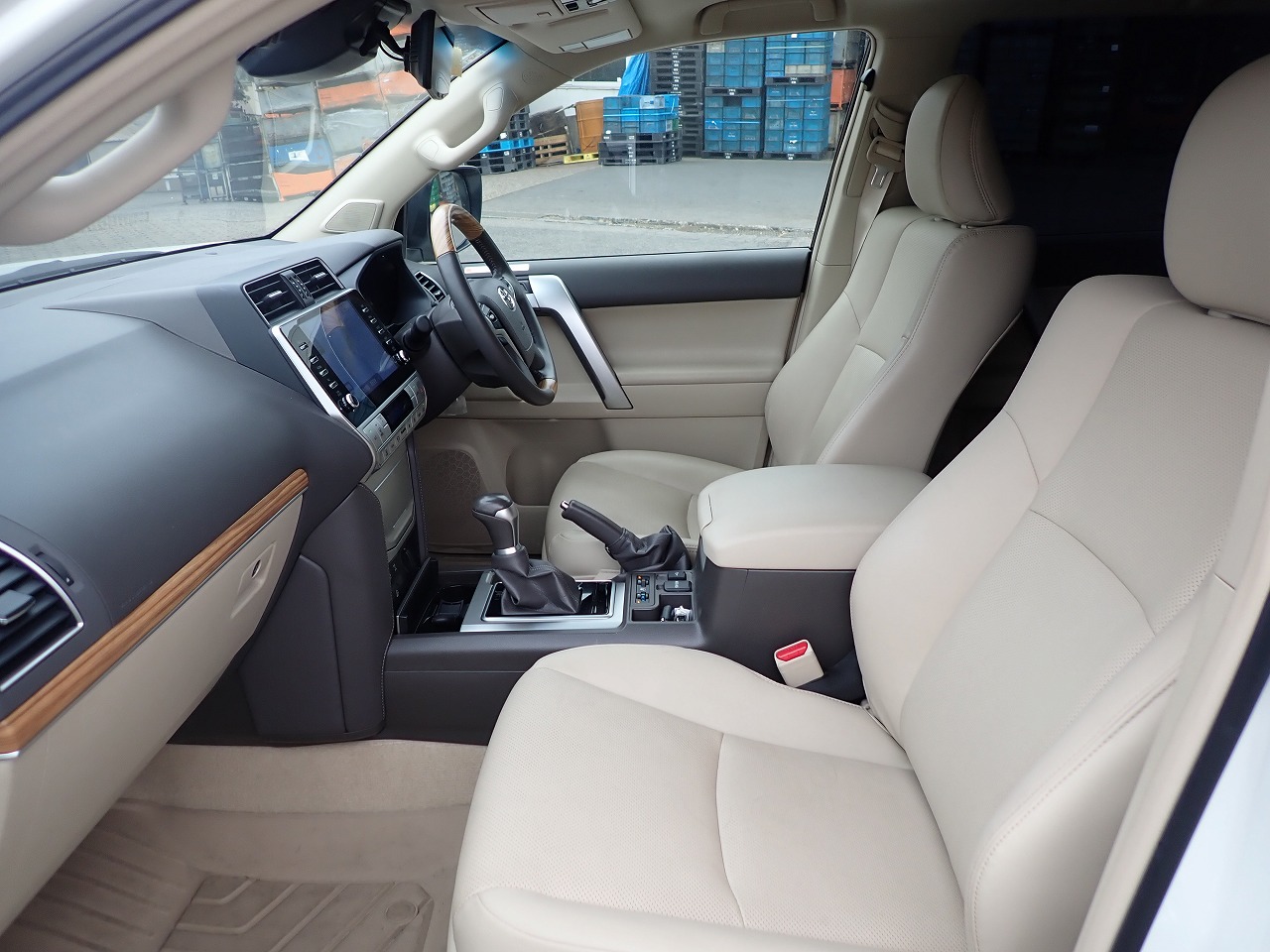 TOYOTA Land Cruiser Prado