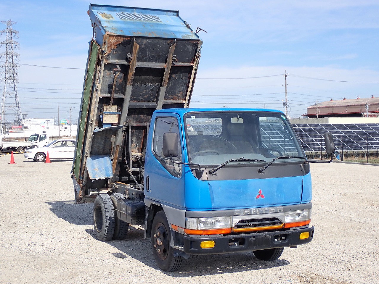 MITSUBISHI Canter