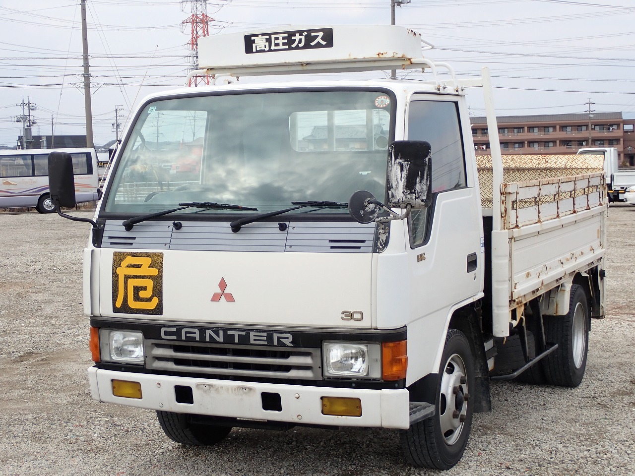 MITSUBISHI Canter