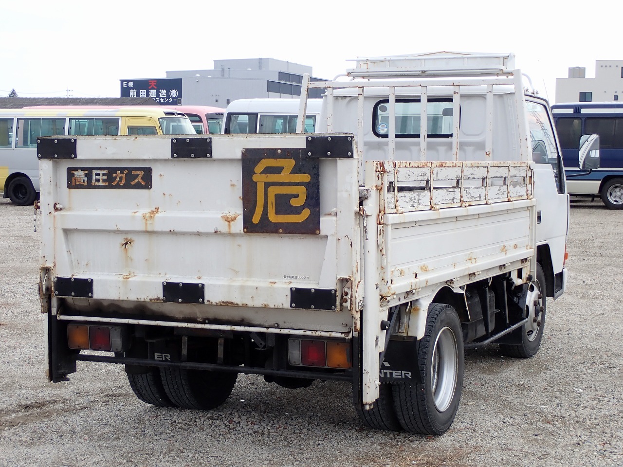 MITSUBISHI Canter